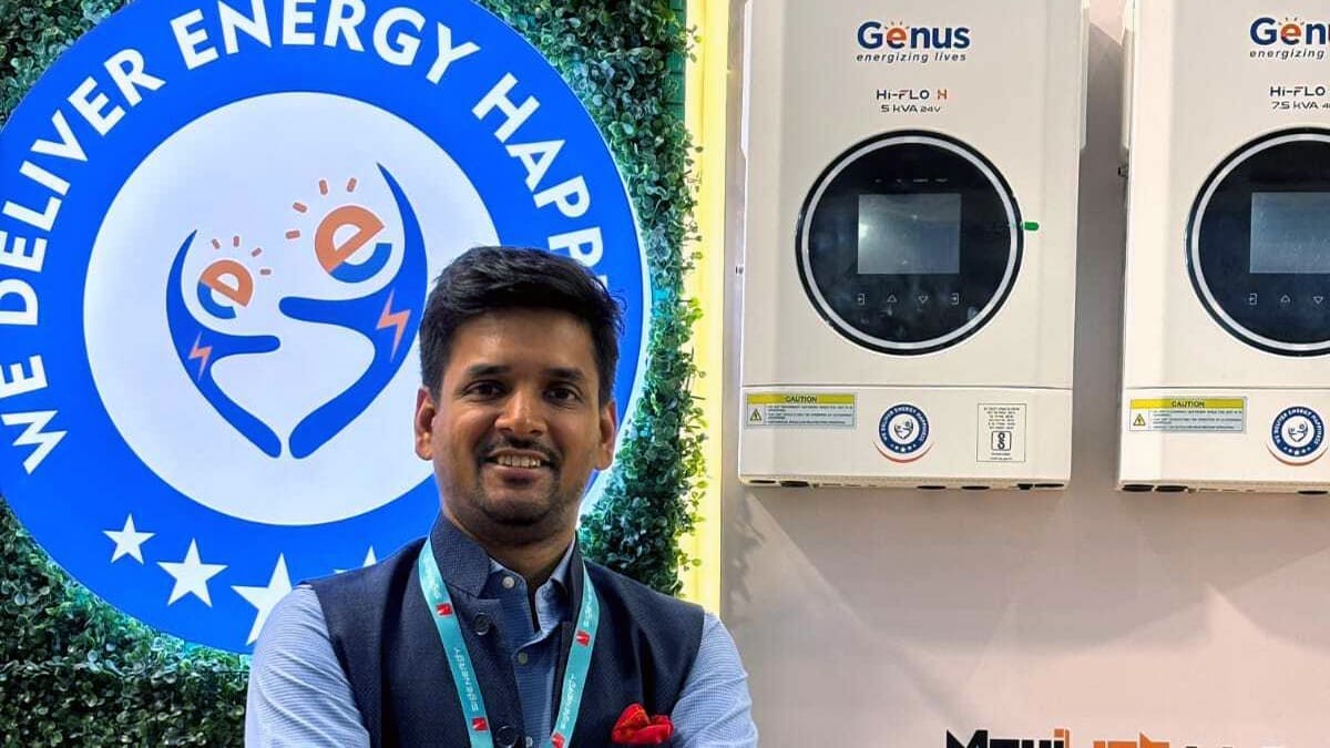 hybrid solar inverter